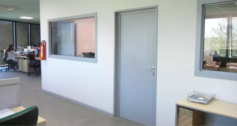 Puerta acústica para Oficinas - 38 dB