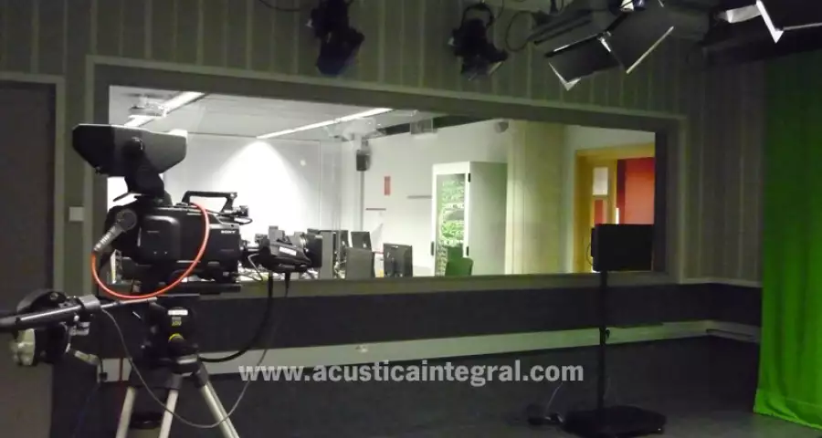 VISOR-ACUSTICO-VR-fa18.jpg