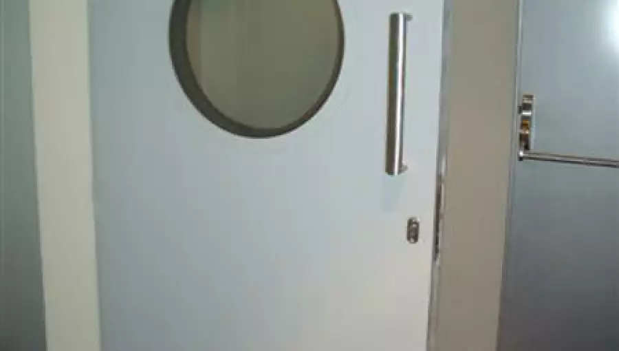 Puerta acústica para despachos