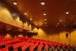Théâtre à Madrid. Salle polyvalente