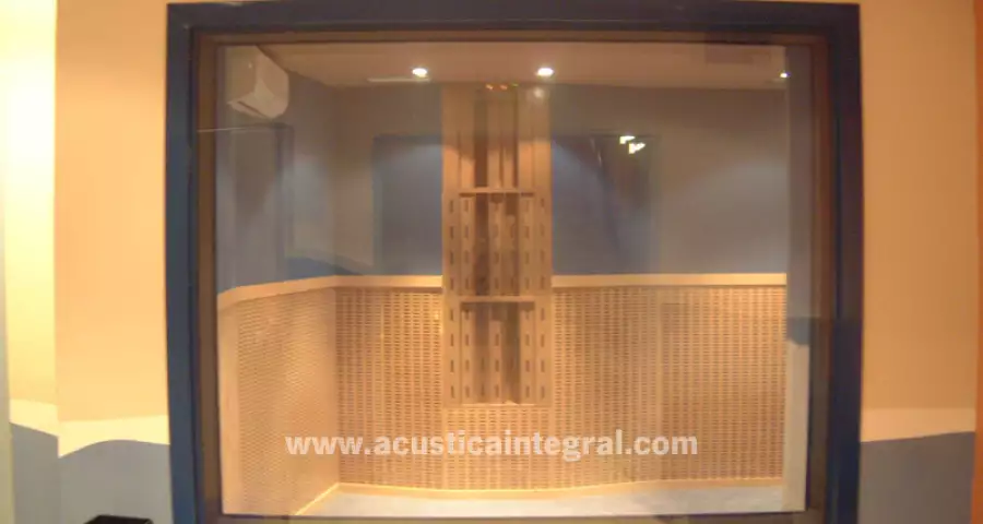 VISOR-ACUSTICO-VR-fa08.jpg