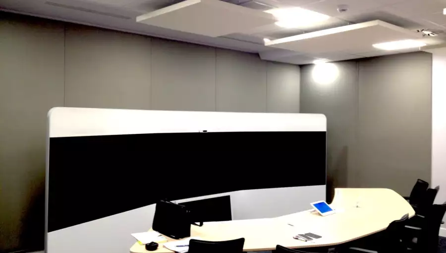 Revestimiento acústico absorbente acústico