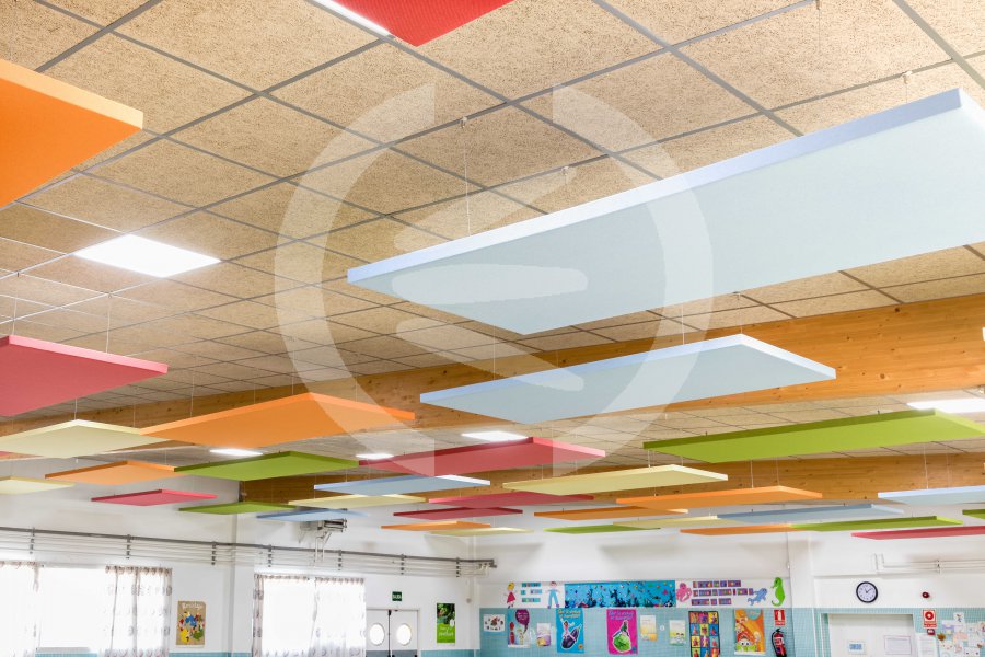 Tratamiento absorbente en comedor escolar Tratamiento absorbente en comedor escolar